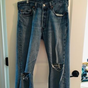 Cropped Levi’s Jeans